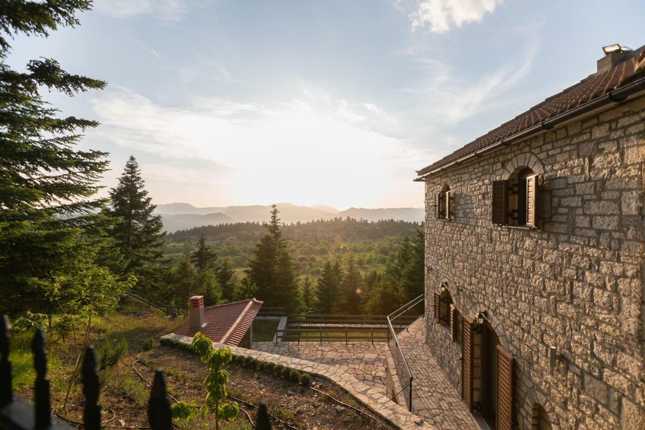 Вилла Relax In Mainalo Radhos Экстерьер фото